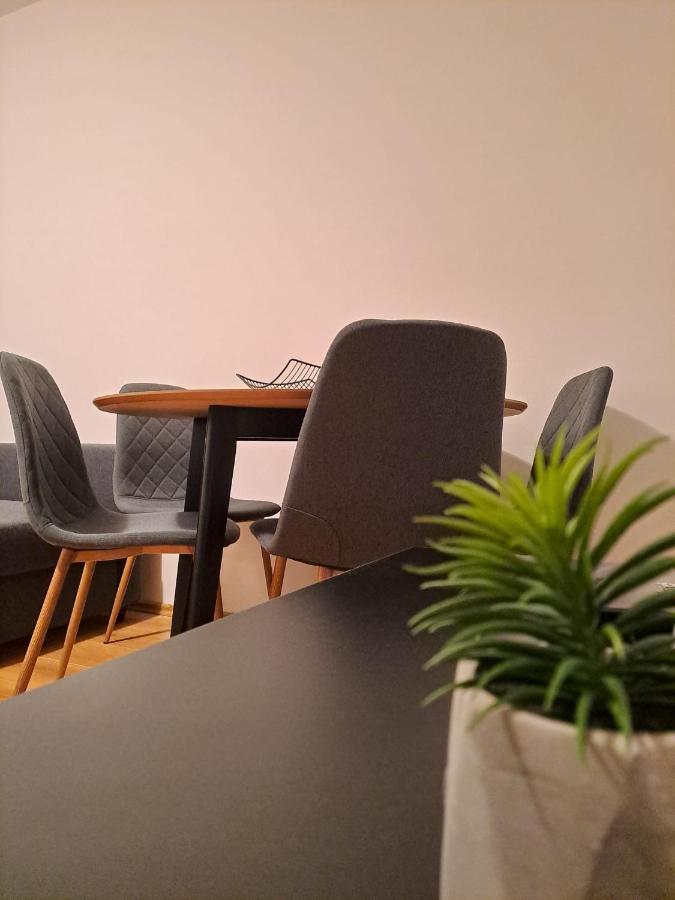 Apartmensts Arsen 928 풀라 외부 사진